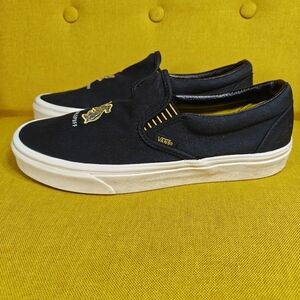 VANS X Harry Potter Hufflepuff Slip-On Limited Sneaker Black Gold Mn 9, Wmn 10.5